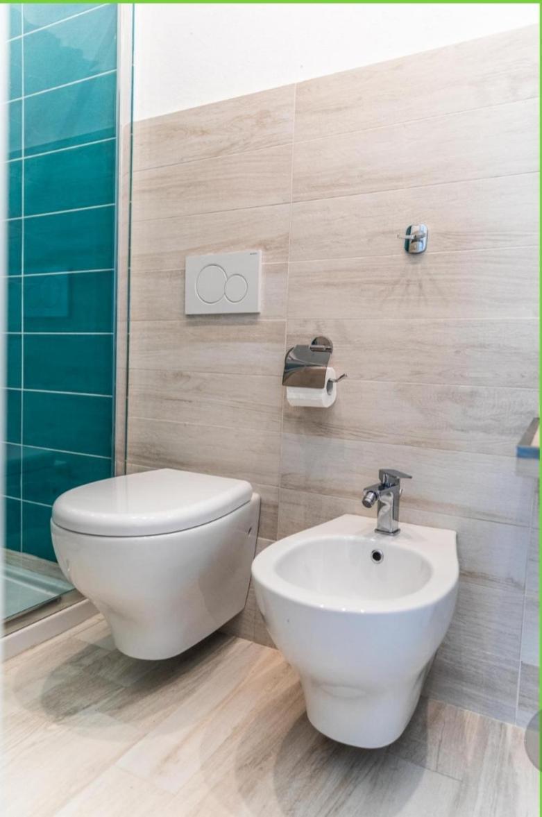 La Smeralda - Boutique Rooms And Breakfast Golfo Aranci Exterior foto